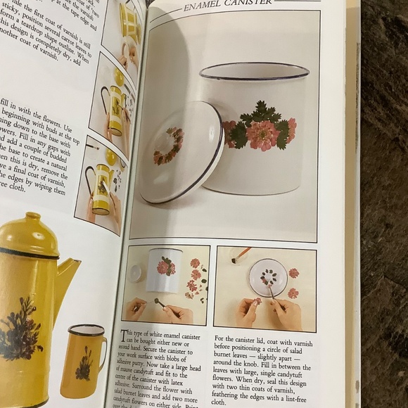 Vintage Pressed Flower Craft Book - Picture 12 of 14